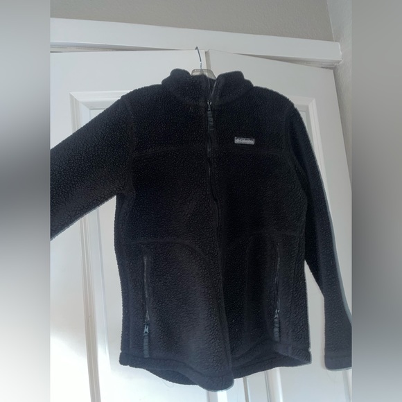 Columbia Jackets & Blazers - Columbia black teddy jacket!